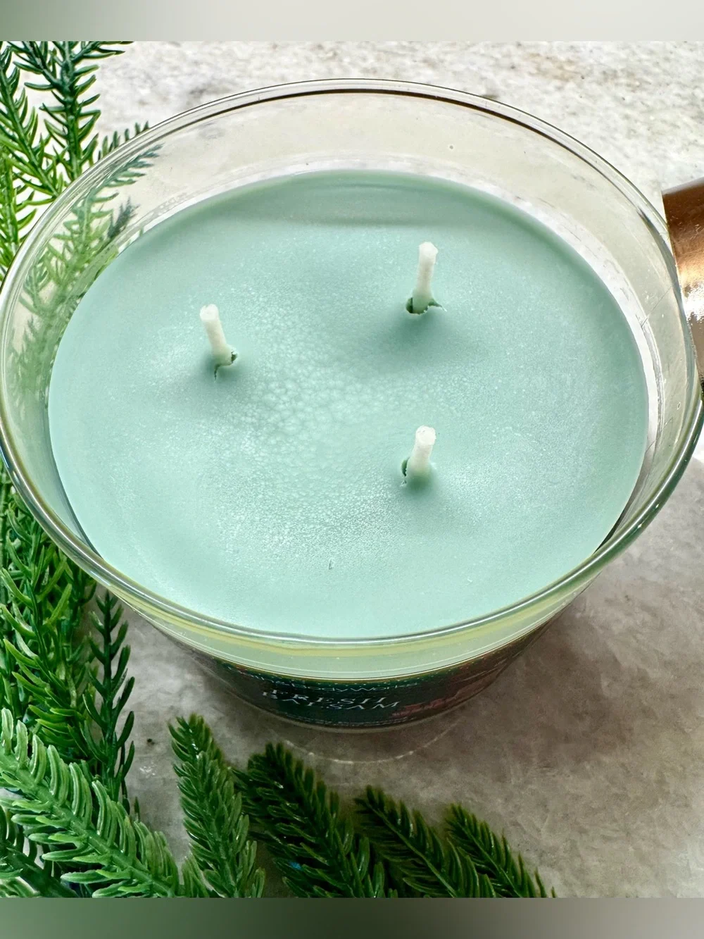 New Bath & Body Works 3-Wick Fresh Balsam Candle 14.5oz Christmas Winter Scent - Picture 2 of 7